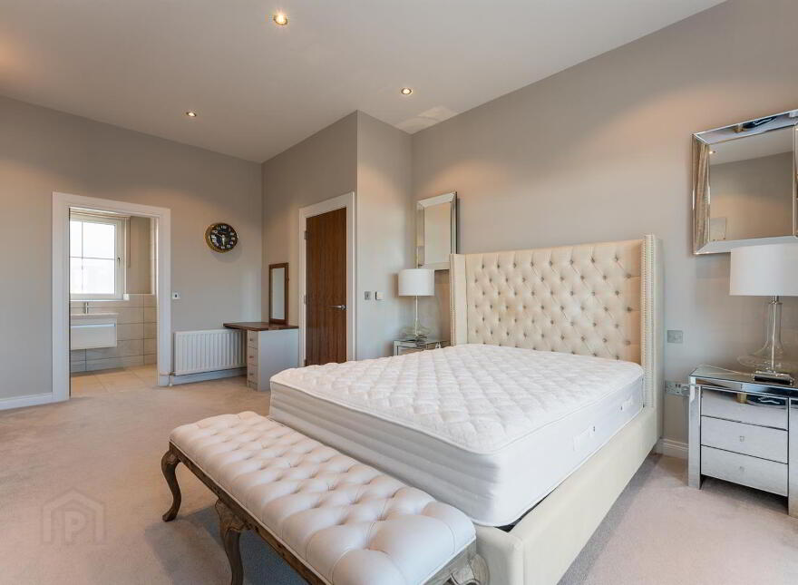 Apt 5 The View, 18 Warren Road, Donaghadee, BT21 0DT