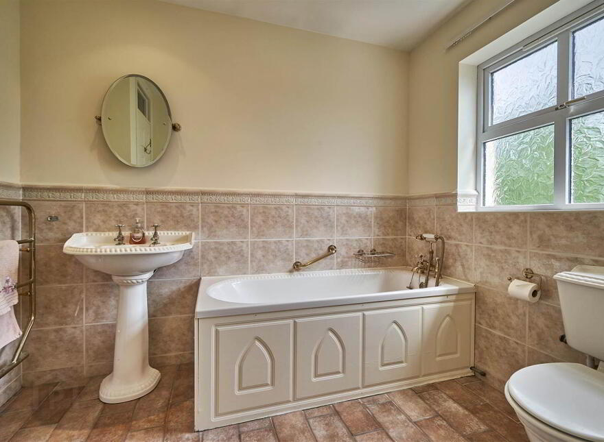 Apt 7 Avoca House, 83 Princetown Road, Bangor, BT20 3TD