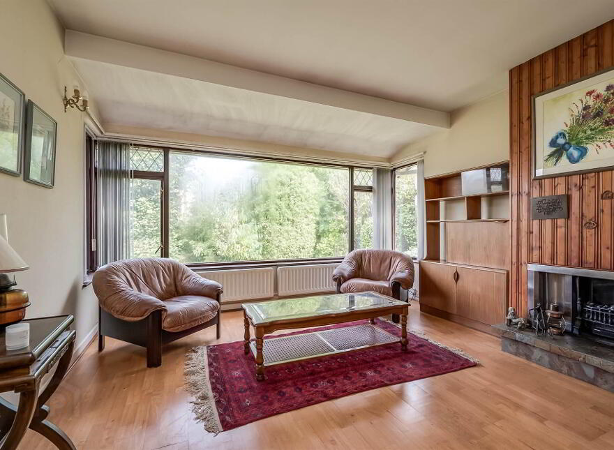 12 Tudor Oaks, Holywood, BT18 0PA