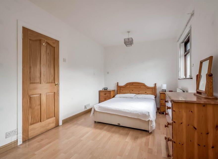 12 Tudor Oaks, Holywood, BT18 0PA