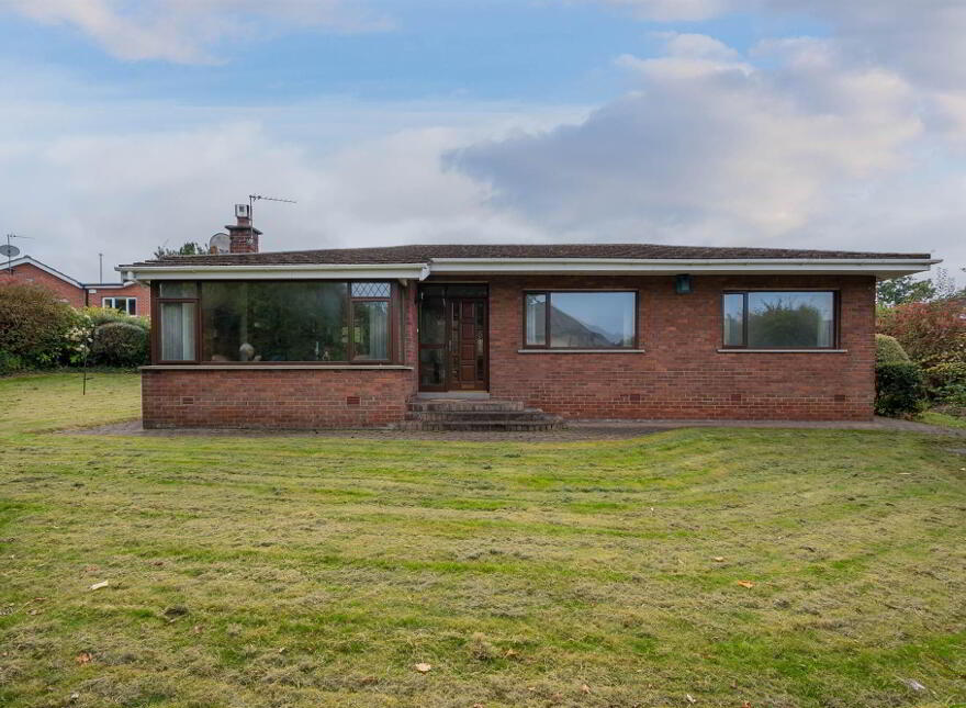 12 Tudor Oaks, Holywood, BT18 0PA