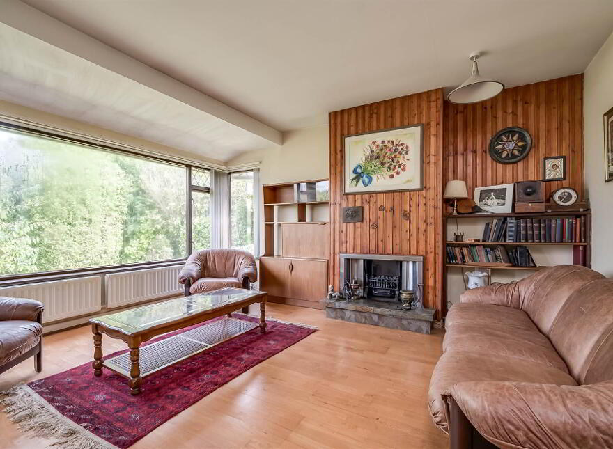 12 Tudor Oaks, Holywood, BT18 0PA