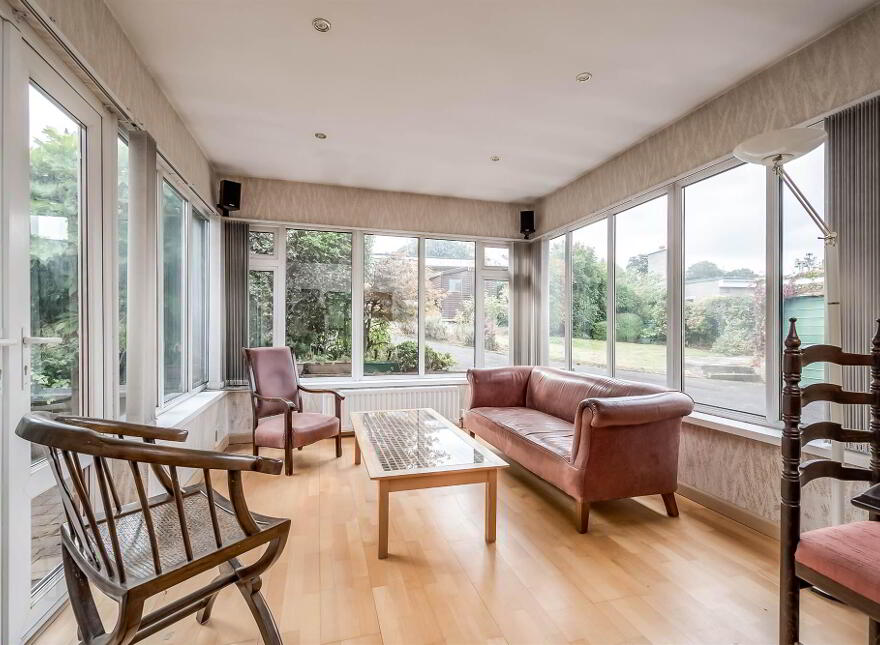 12 Tudor Oaks, Holywood, BT18 0PA