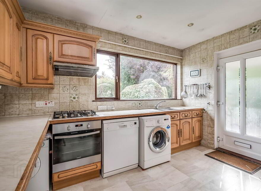 12 Tudor Oaks, Holywood, BT18 0PA