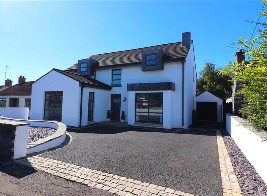 6 Woodland Avenue, Moss Road, Lambeg, Lisburn, BT27 4PJ photo