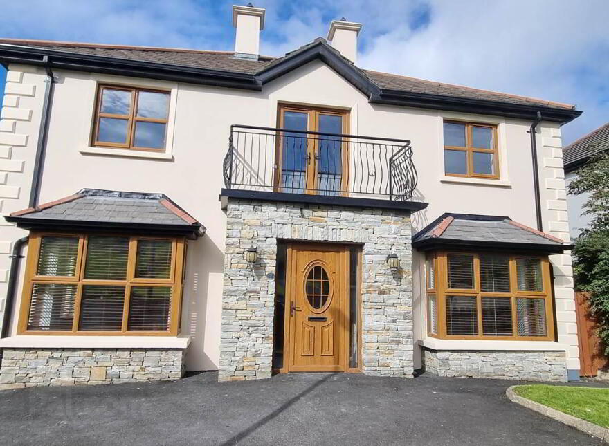 2 Logan Close, Luddan, Buncrana, F93H5W0 photo