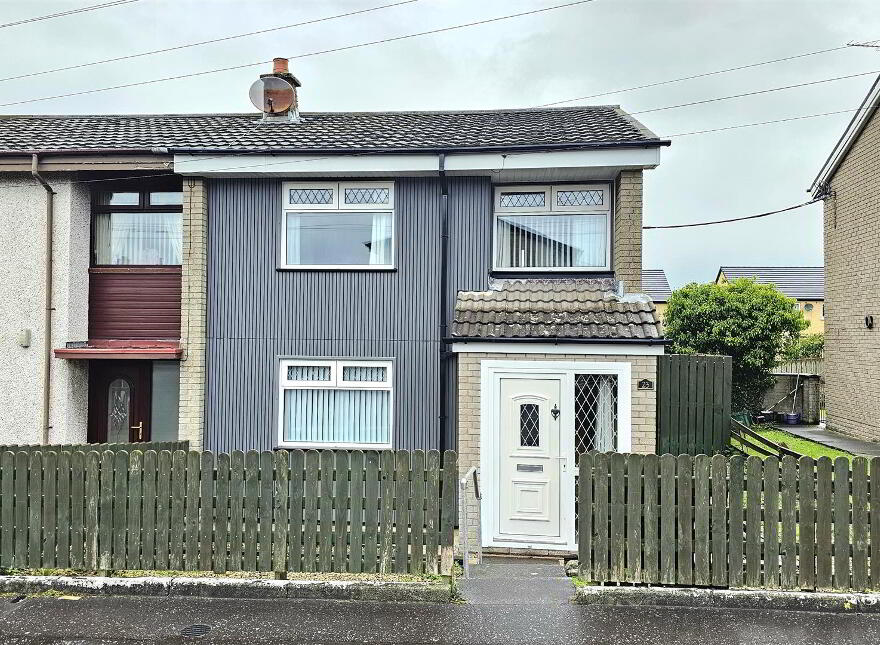 23 Westmount Avenue, Carrickfergus, BT38 8DQ photo