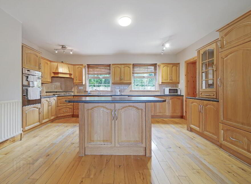 Ards Little, Ballyare, Ramelton, F92PW99