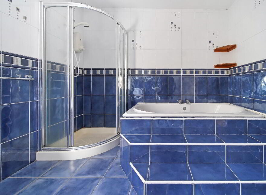 Ards Little, Ballyare, Ramelton, F92PW99