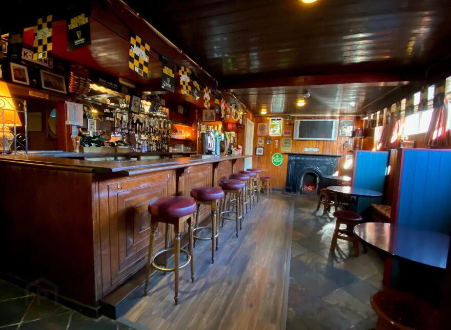 McCormacks Bar, The Corner House, Ballyragget, R95HX63