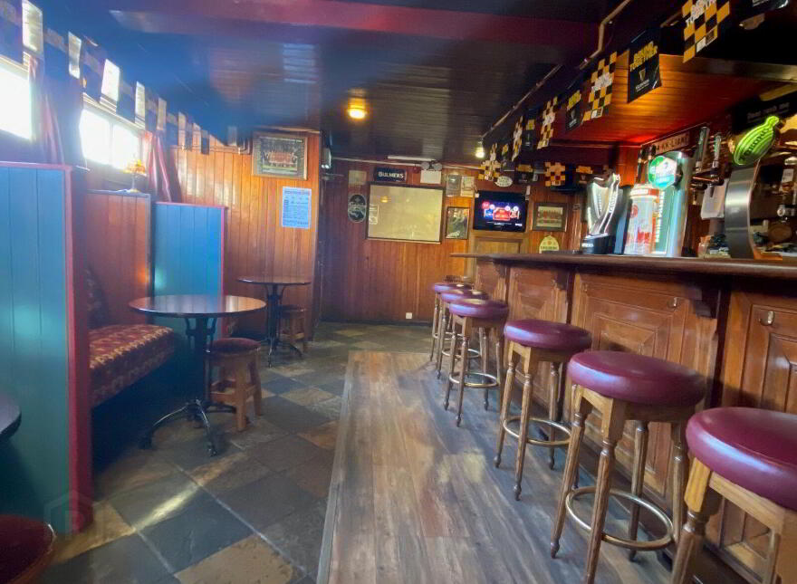 McCormacks Bar, The Corner House, Ballyragget, R95HX63