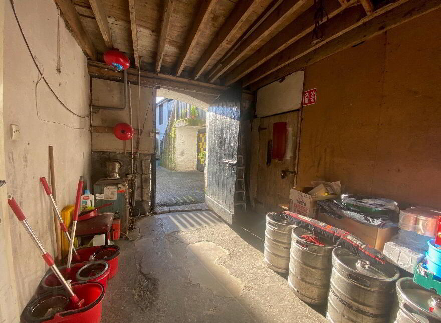 McCormacks Bar, The Corner House, Ballyragget, R95HX63