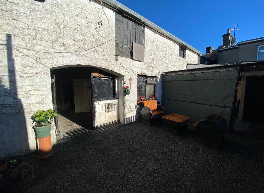 McCormacks Bar, The Corner House, Ballyragget, R95HX63