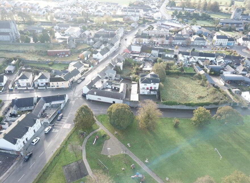 McCormacks Bar, The Corner House, Ballyragget, R95HX63