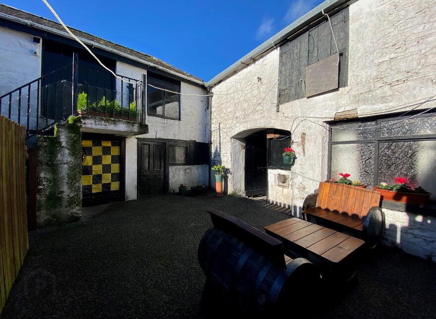 McCormacks Bar, The Corner House, Ballyragget, R95HX63