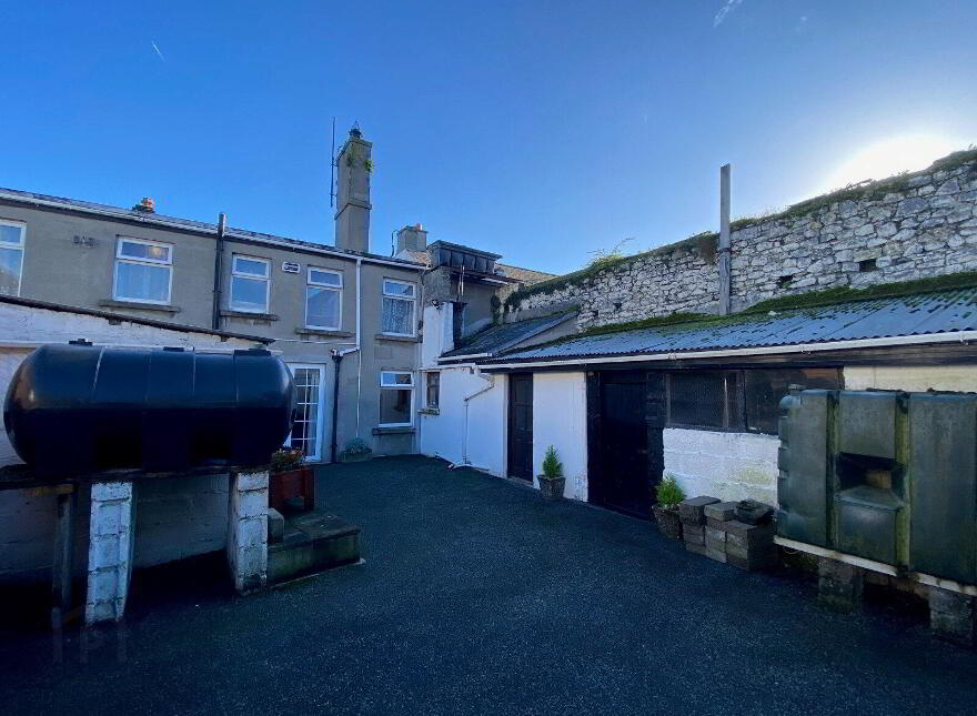 McCormacks Bar, The Corner House, Ballyragget, R95HX63