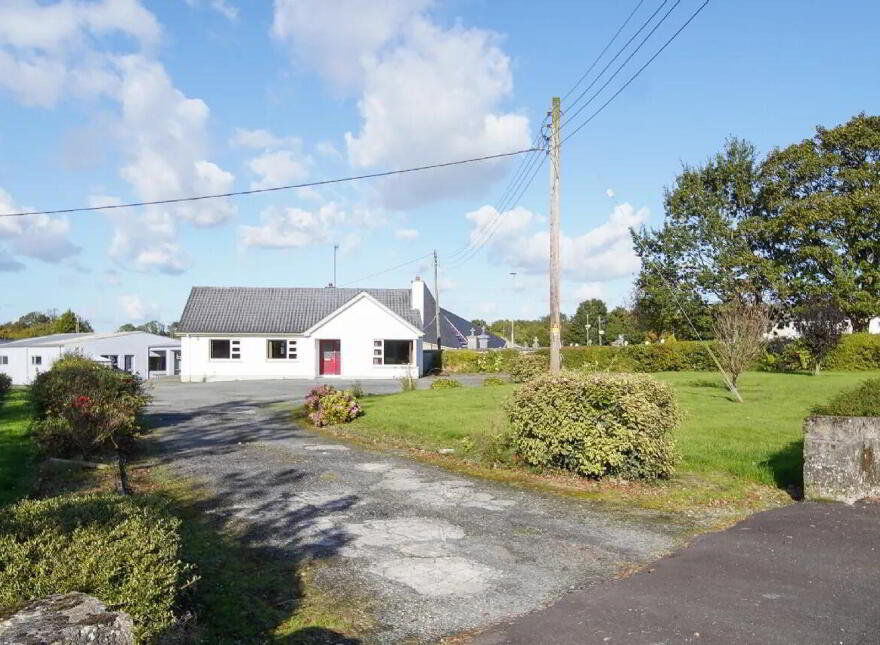 The Bungalow, Main Street, Newtowncunningham, F93E36H