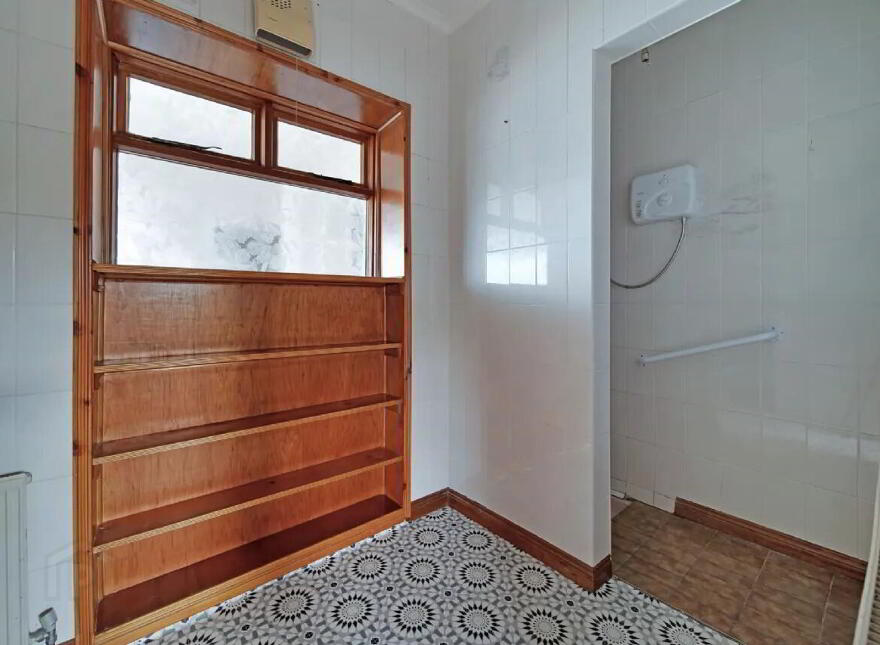 The Bungalow, Main Street, Newtowncunningham, F93E36H