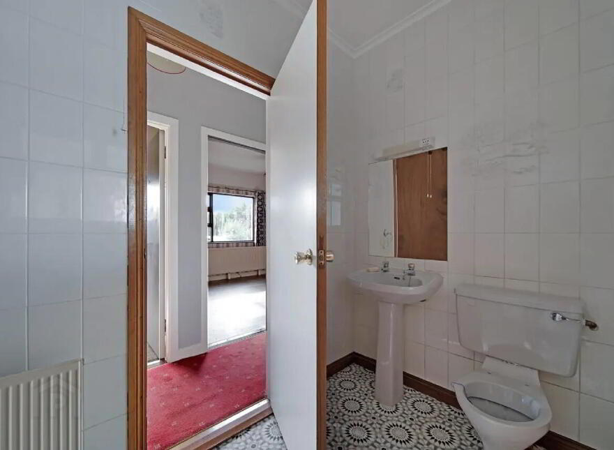 The Bungalow, Main Street, Newtowncunningham, F93E36H