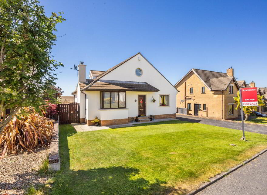 39 Royal Lodge Avenue, Belfast, BT8 7YR photo