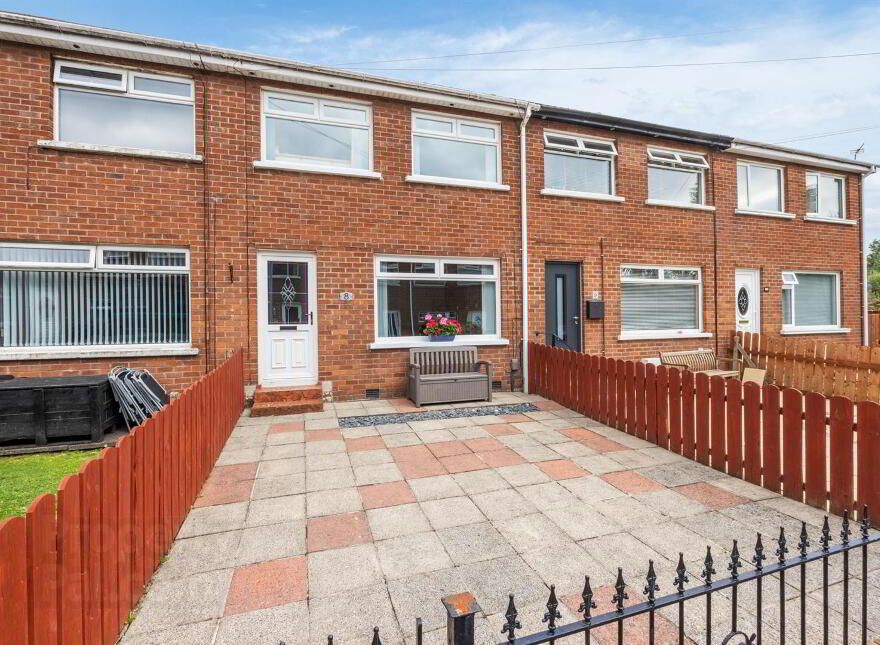 8 Orangefield Green, Belfast, BT5 6DT photo