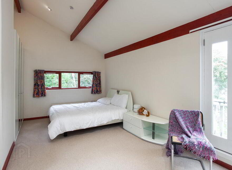 13 Edenvale Park, Dunmurry, Belfast, BT17 0EJ