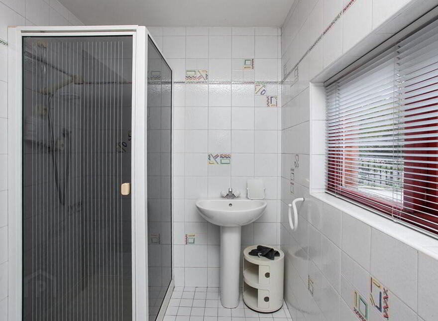 13 Edenvale Park, Dunmurry, Belfast, BT17 0EJ