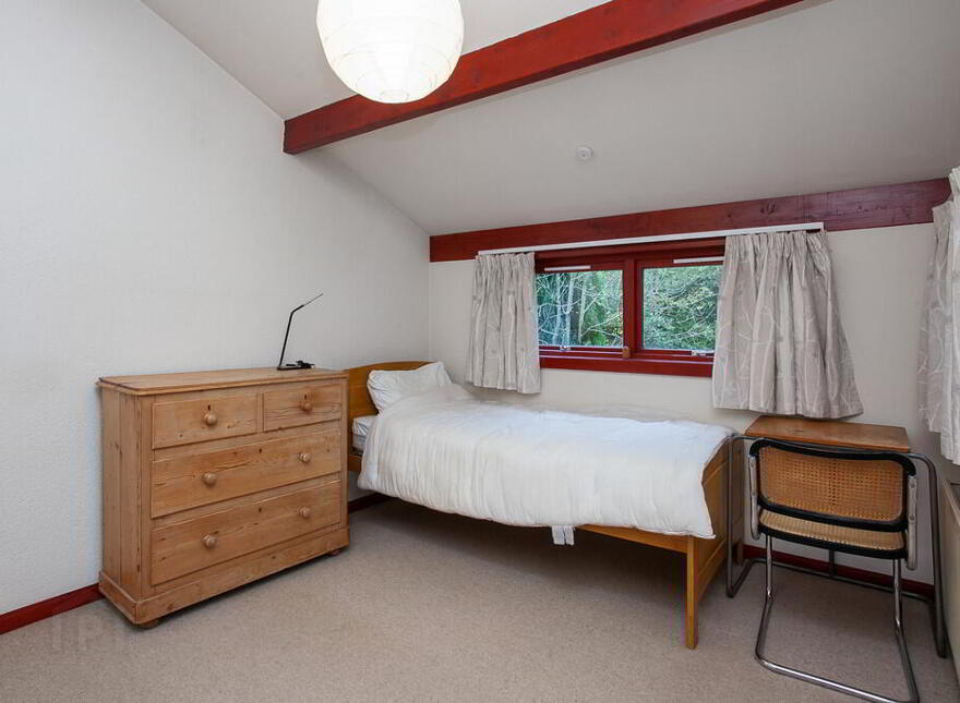 13 Edenvale Park, Dunmurry, Belfast, BT17 0EJ