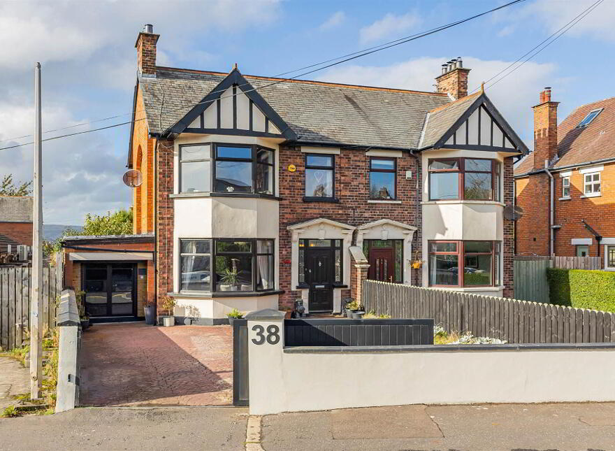 38 North Road, Belfast, BT5 5NH photo