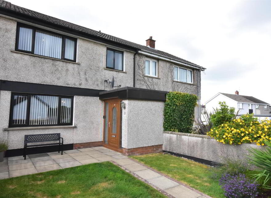 4 Moss Drive, Antrim, BT41 1PY photo