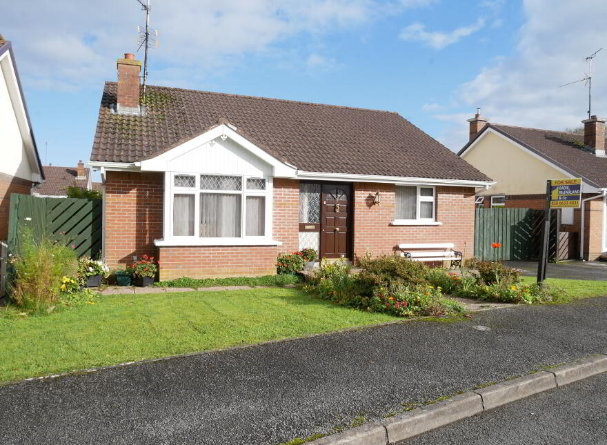 3 College Gardens, Enniskillen, BT74 4RJ photo