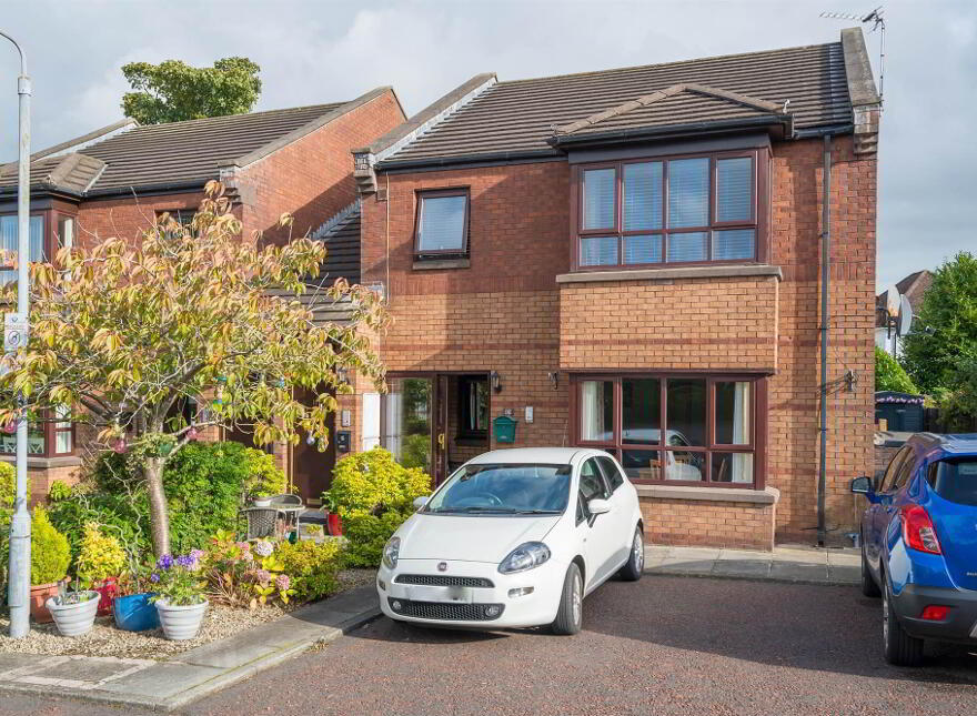 16 Cabin Hill Mews, Stormont, Belfast, BT5 7AE photo