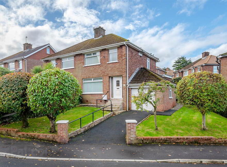 3 Marmont Park, Belfast, BT4 2GR photo