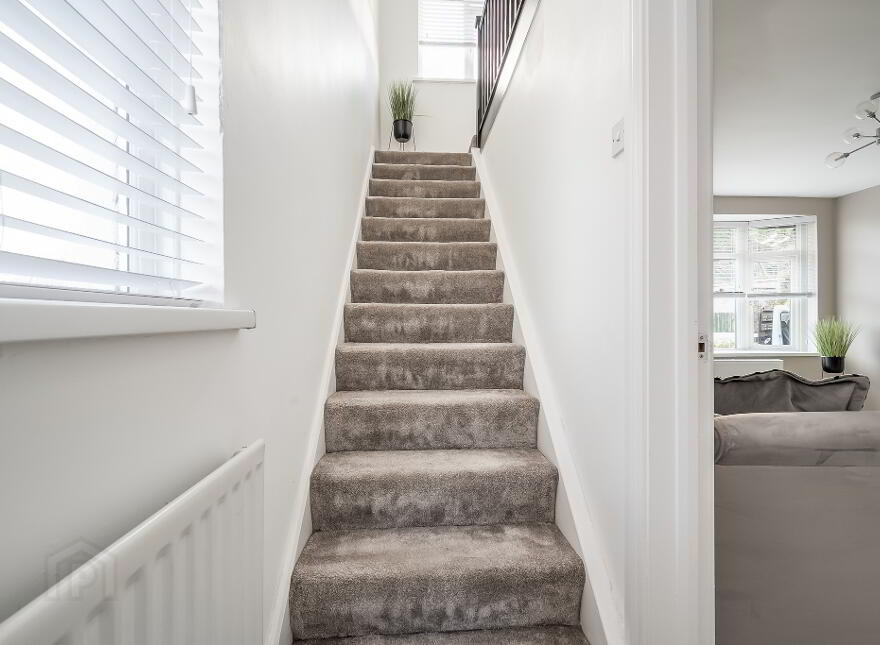 5 Lyndhurst Grove, Belfast, BT13 3PE