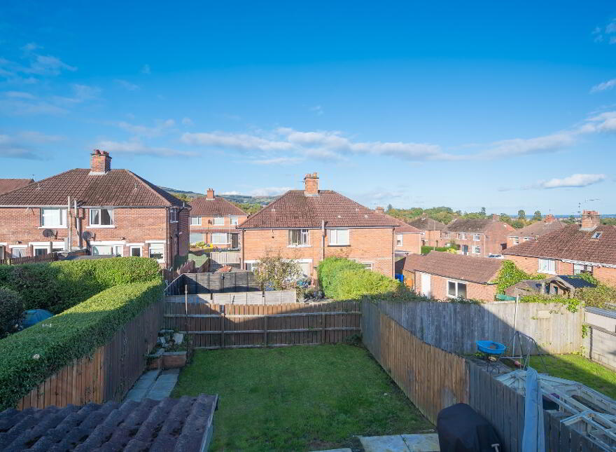 5 Lyndhurst Grove, Belfast, BT13 3PE