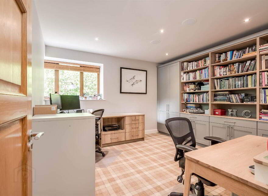 'The Well House', 21 Fort Road, Ballylesson, Drumbo, Belfast, BT8 8LX