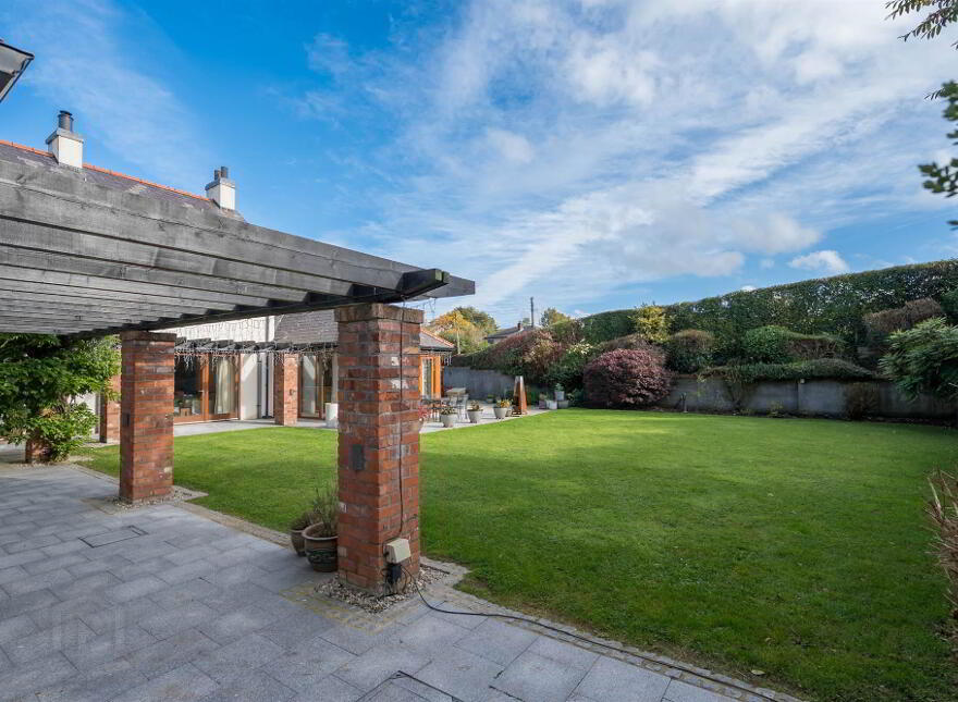 'The Well House', 21 Fort Road, Ballylesson, Drumbo, Belfast, BT8 8LX