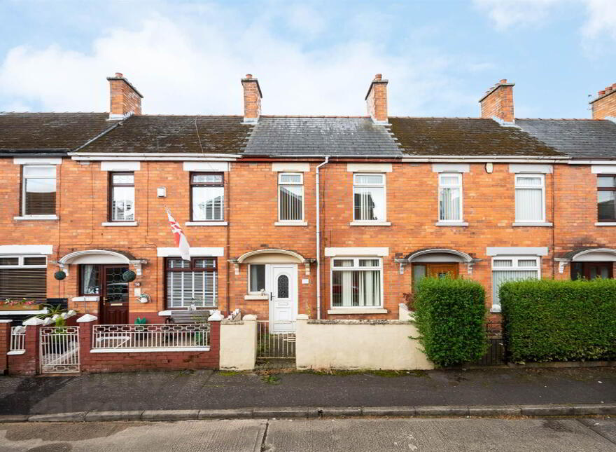 52 Oakdene Parade, Belfast, BT4 1LB photo