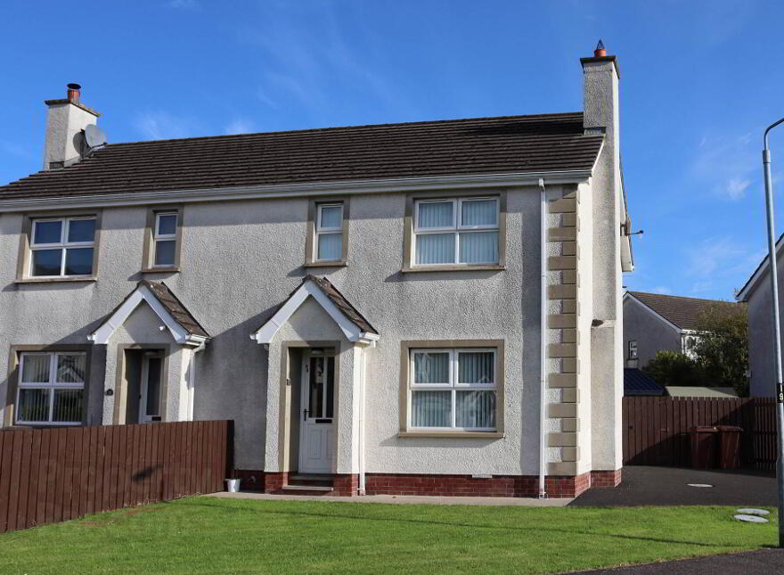 32 Whitehall Place, Ballycastle, BT54 6WN photo