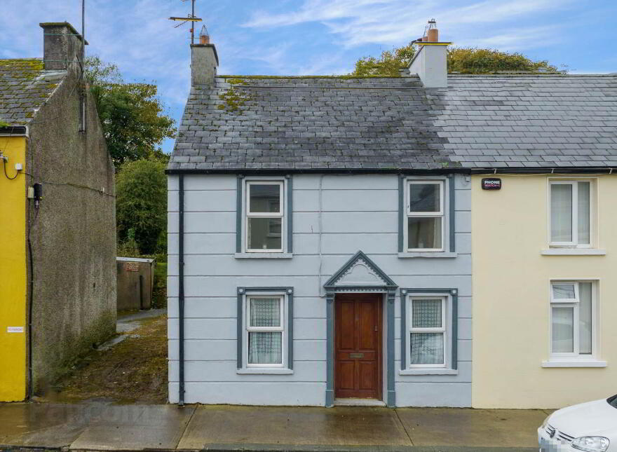 Longford Street, Arvagh, H12P291 photo