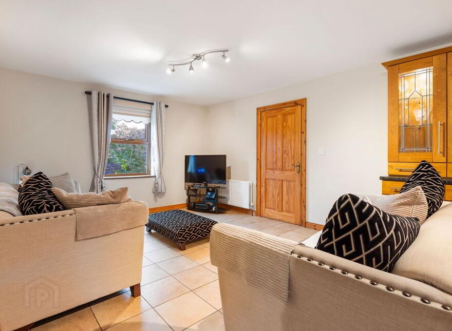 5 Fern Close, Tobermore Road, Magherafelt, BT45 5GZ