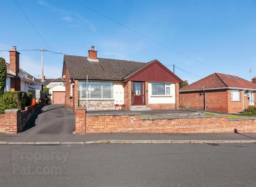 13 Londonderry Road, Newtownards, BT23 7AY photo