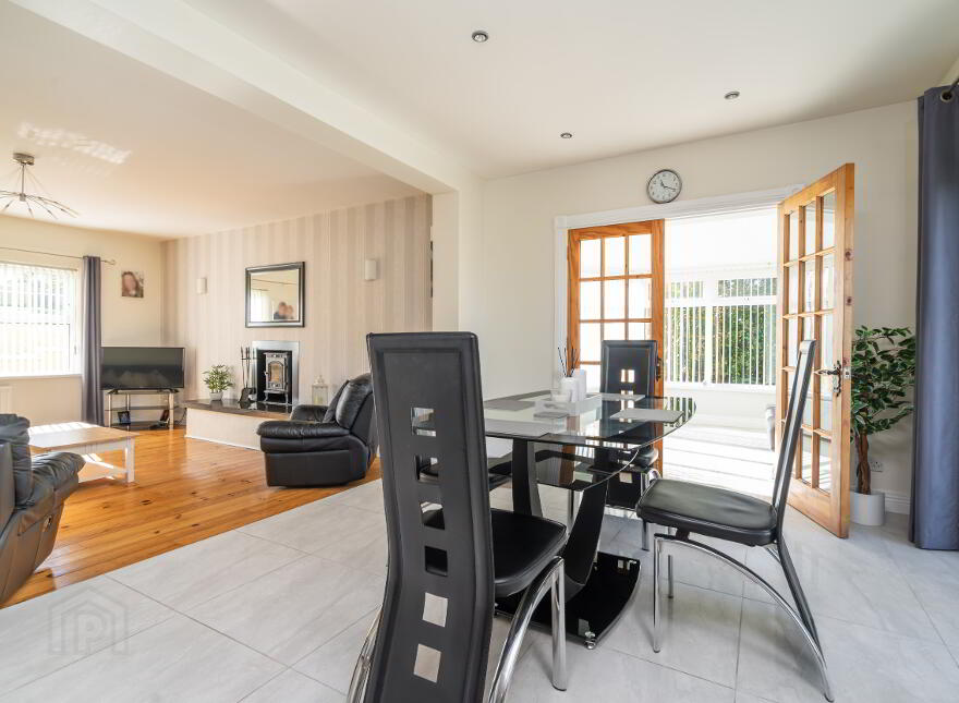 House In Bunnamayne, Brdigend, F93TX20