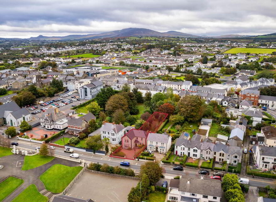 An Grianan, Saint Mary`s Road, Buncrana, F93H2W4 photo