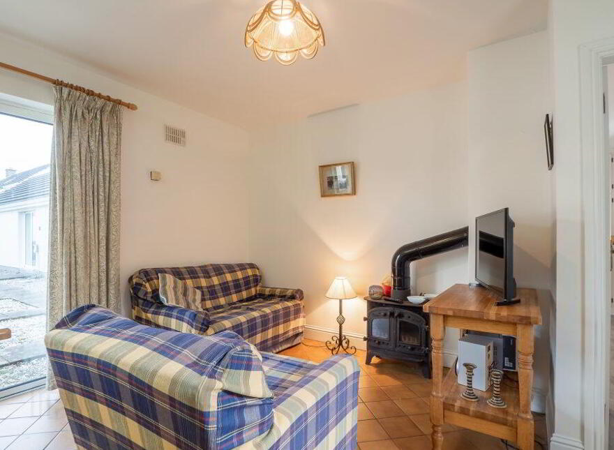 10 Aillebrack Cottages, Connemra, Ballyconneely, H71AF59