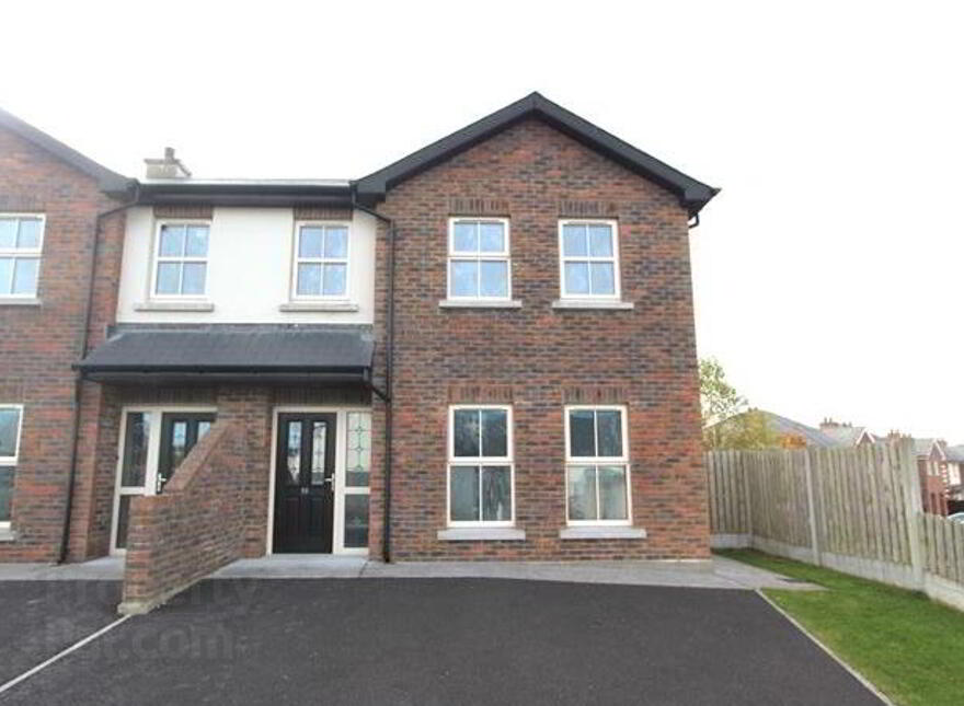 99 Alderwood Heights, Carrickmacross, Monaghan, A81Y432 photo