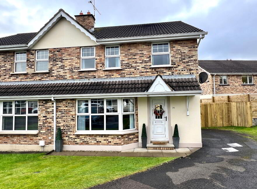 79 Elmvale, Culmore, Derry, BT48 8SJ photo