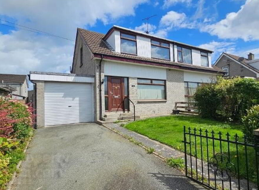 35b Cromlech Park, Kilkeel, BT34 4AY photo