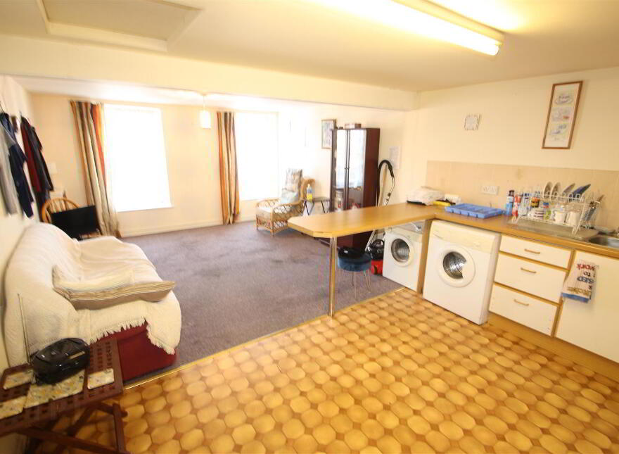 30 And 30a, Lisburn Street, Ballynahinch, BT24 8BD