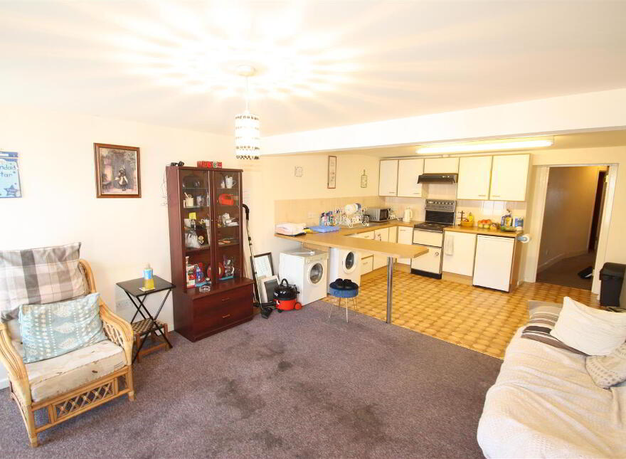 30 And 30a, Lisburn Street, Ballynahinch, BT24 8BD